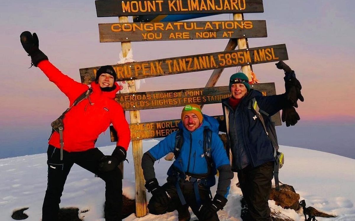 on-uhuru-peak-successful on-uhuru-peak-successful